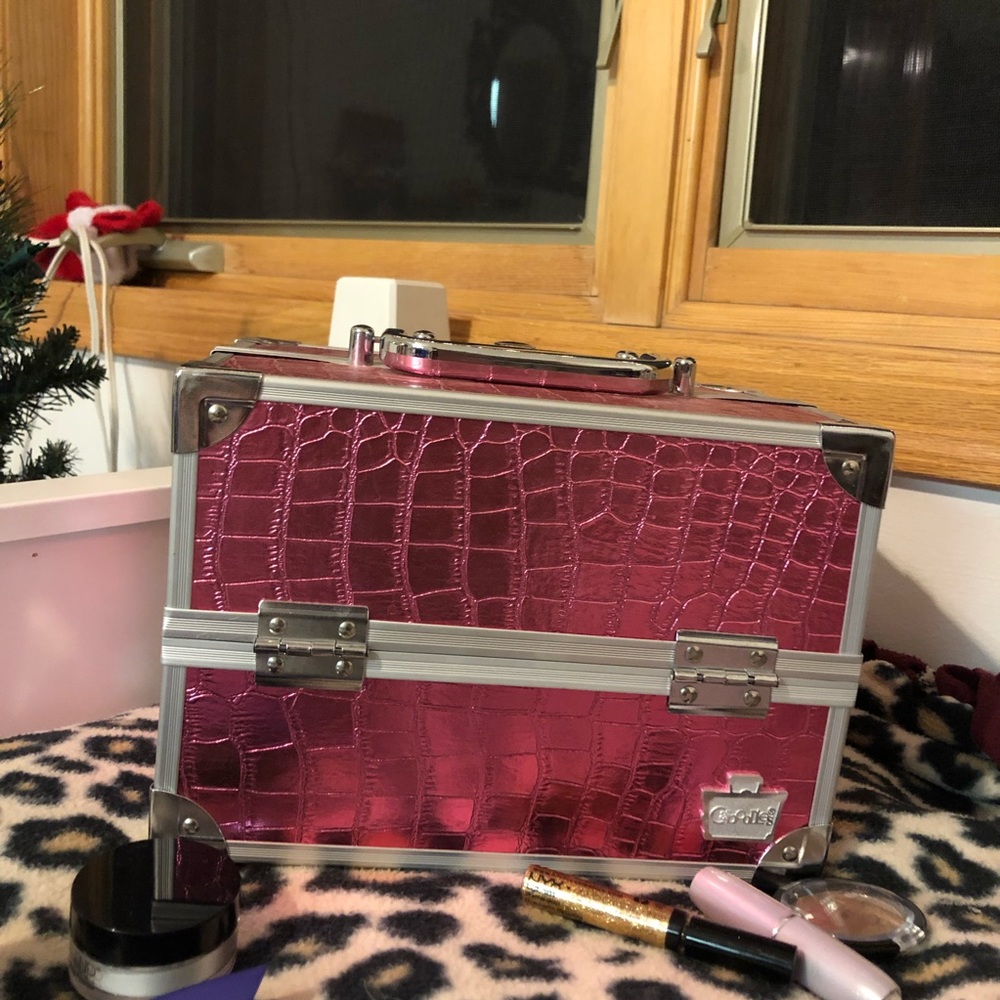 Makeup Caboodle